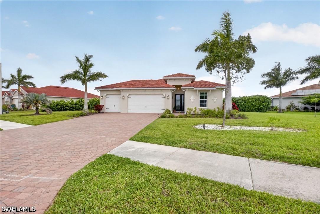 18698 Royal Hammock Blvd., Naples, FL 34114