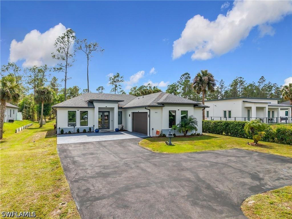 4160 10th Ave., Naples, FL 34120