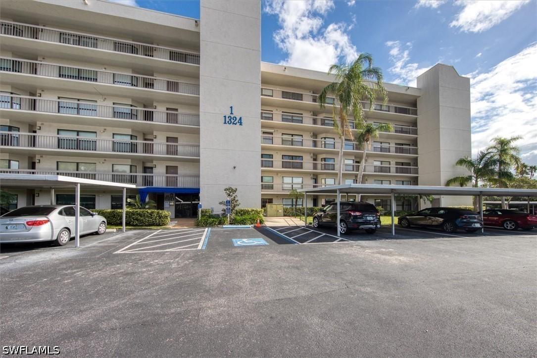 1324 Pasadena Ave. #204, South Pasadena, FL 33707