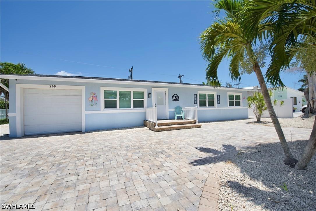 240 Fairweather Ln., Fort Myers Beach, FL 33931