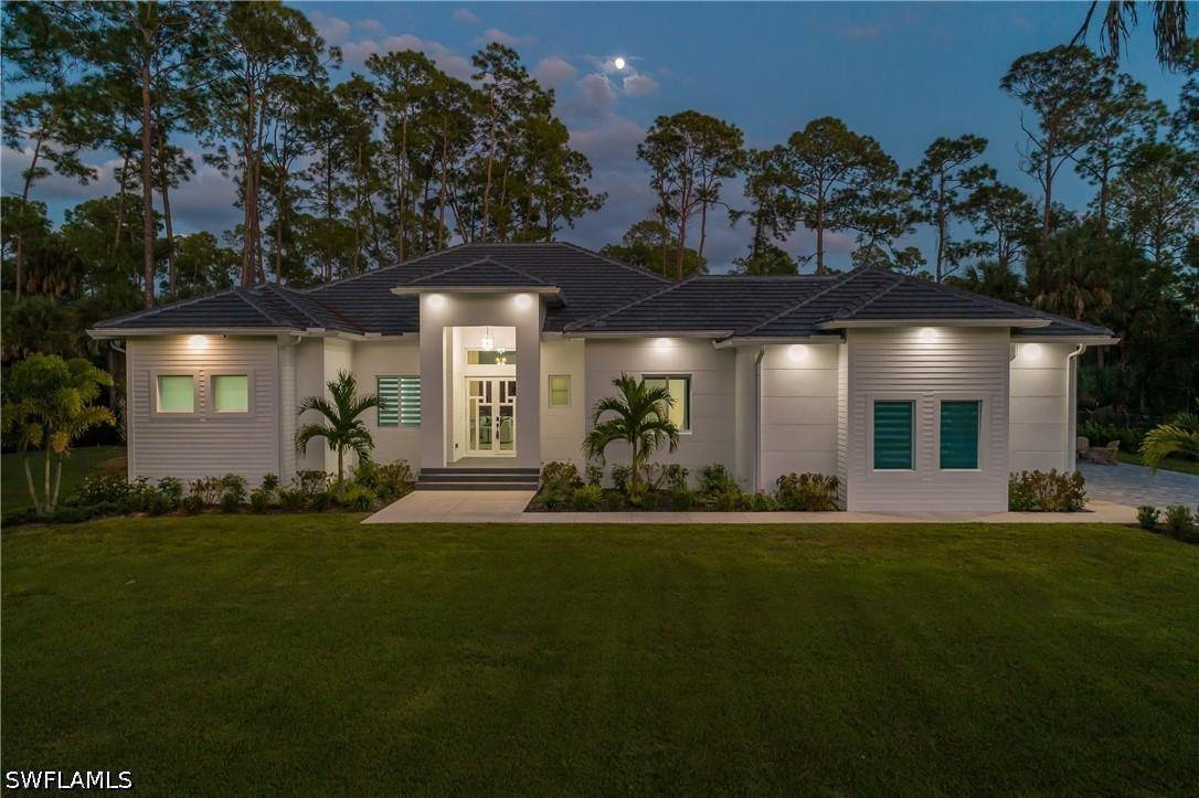788 9th St., Naples, FL 34117