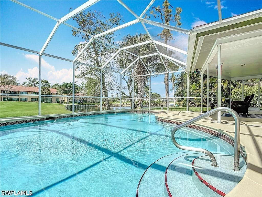 4364 Beechwood Lake Dr., Naples, FL 34112