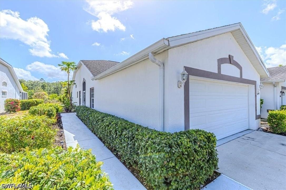 5446 Whitten Dr. #19, Naples, FL 34104