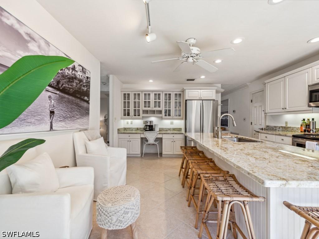 601 97th Ave., Naples, FL 34108