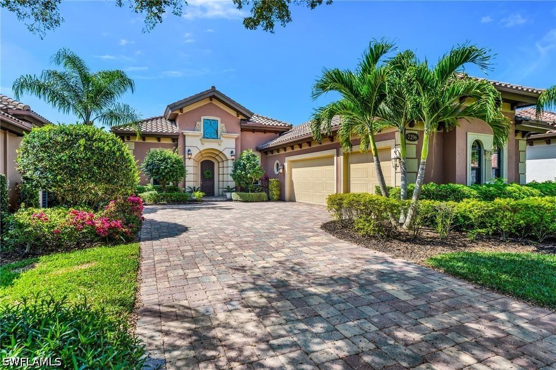 7296 Lantana Cir., Naples, FL 34119