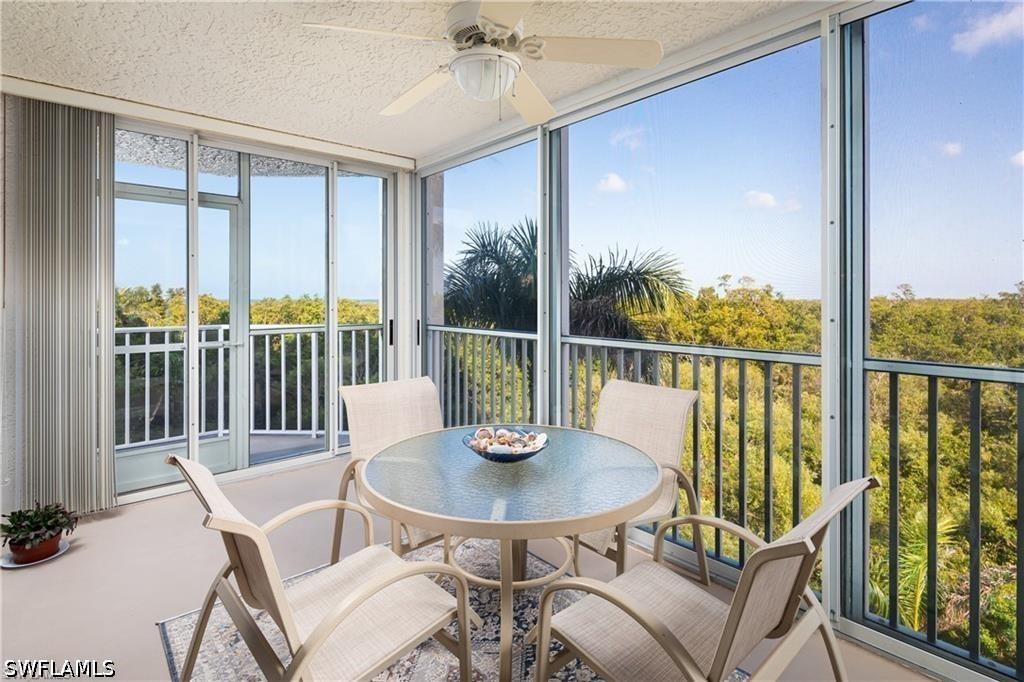 5550 Heron Point Dr. #305, Naples, FL 34108