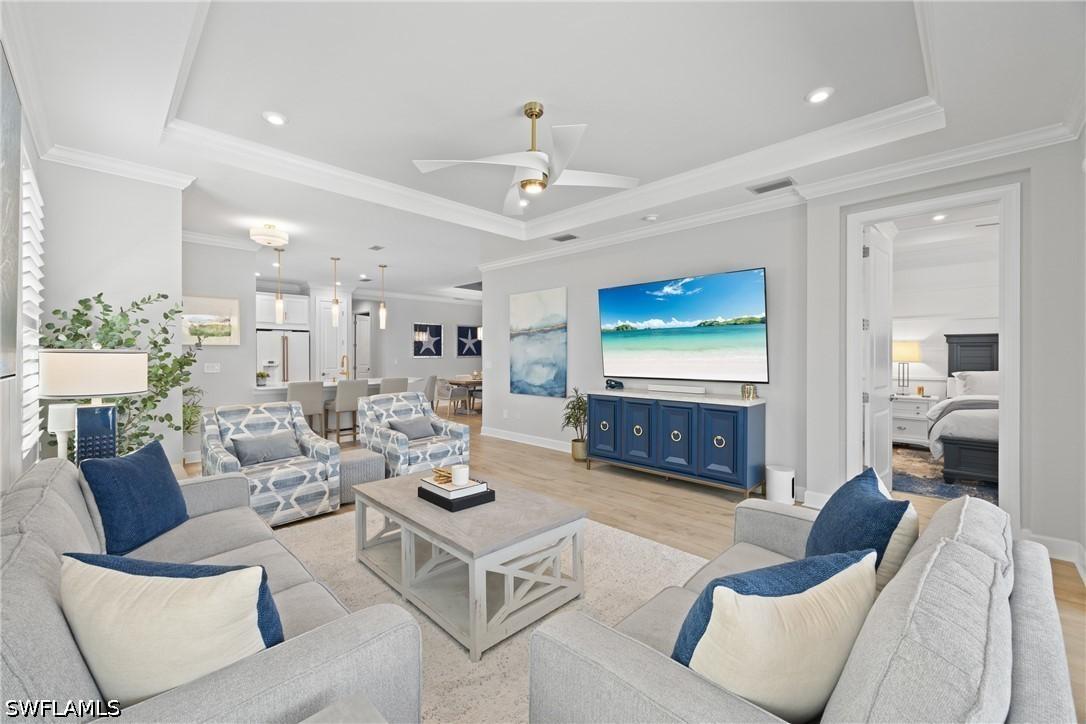 15214 Tolmino St., Naples, FL 34114