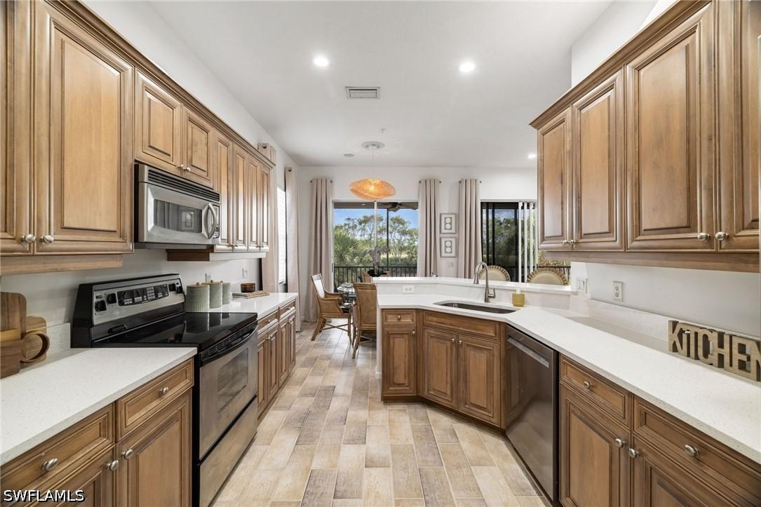 10100 Valiant Ct. #201, Miromar Lakes, FL 33913