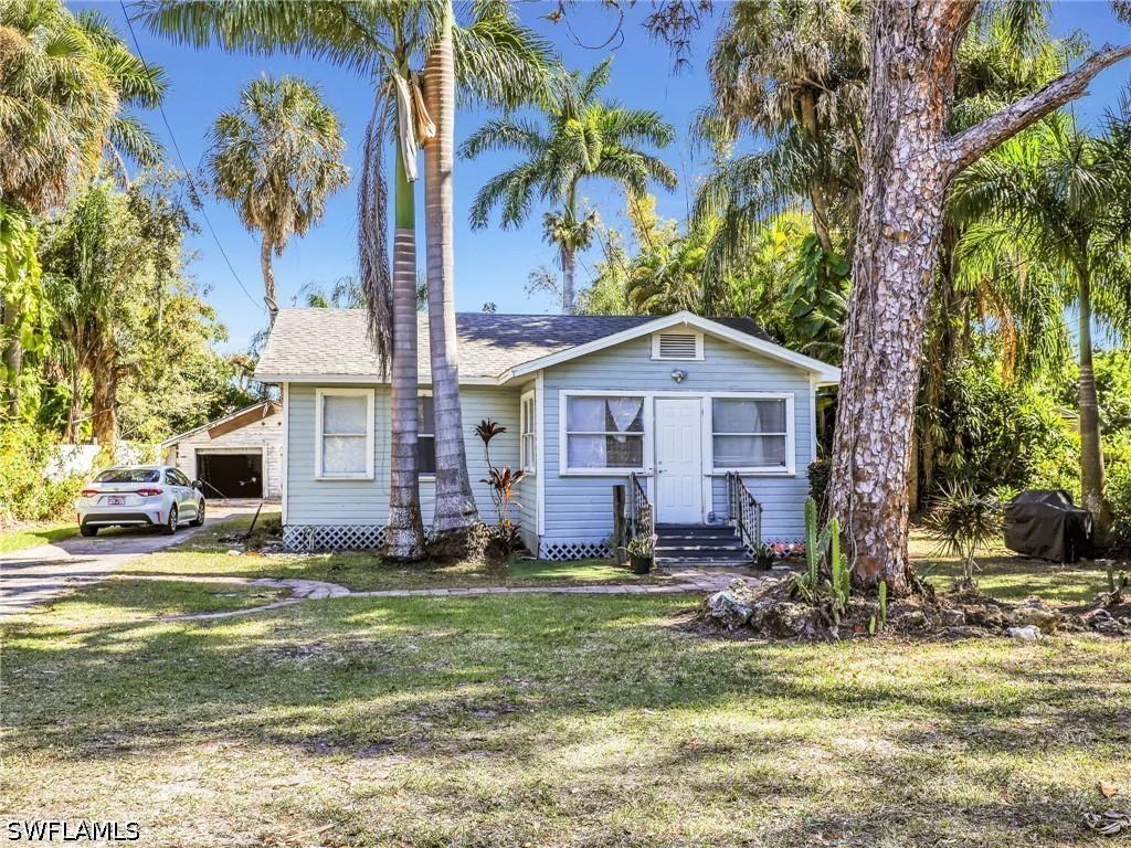 1132 River Rd., North Fort Myers, FL 33903