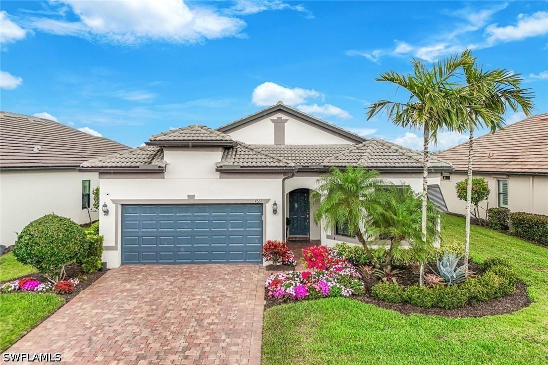 7631 Winding Cypress Dr., Naples, FL 34114