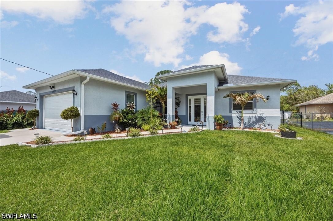 3283 2nd Ave., Naples, FL 34117