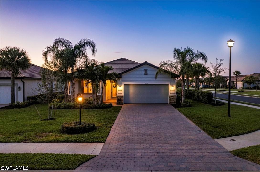18307 Ridgeline Dr., Estero, FL 33928