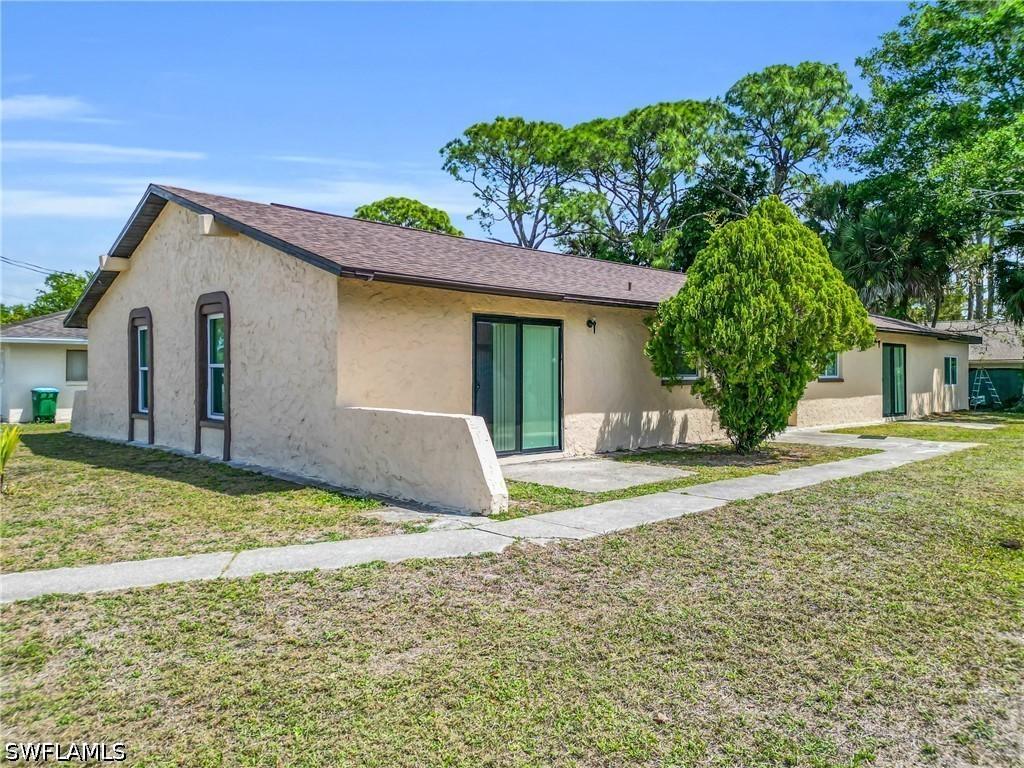 421/423 SE 24th Ave., Cape Coral, FL 33990