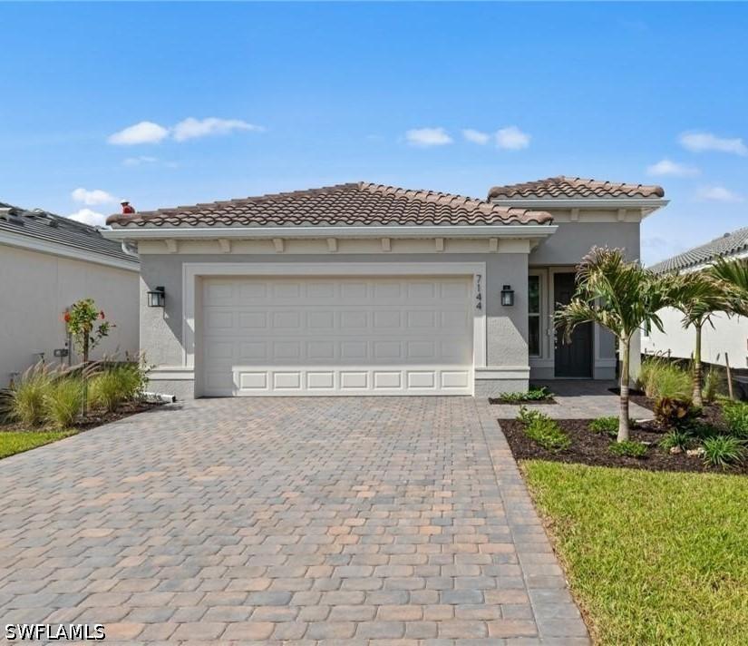 7144 Chapel Creek Ln., North Fort Myers, FL 33917