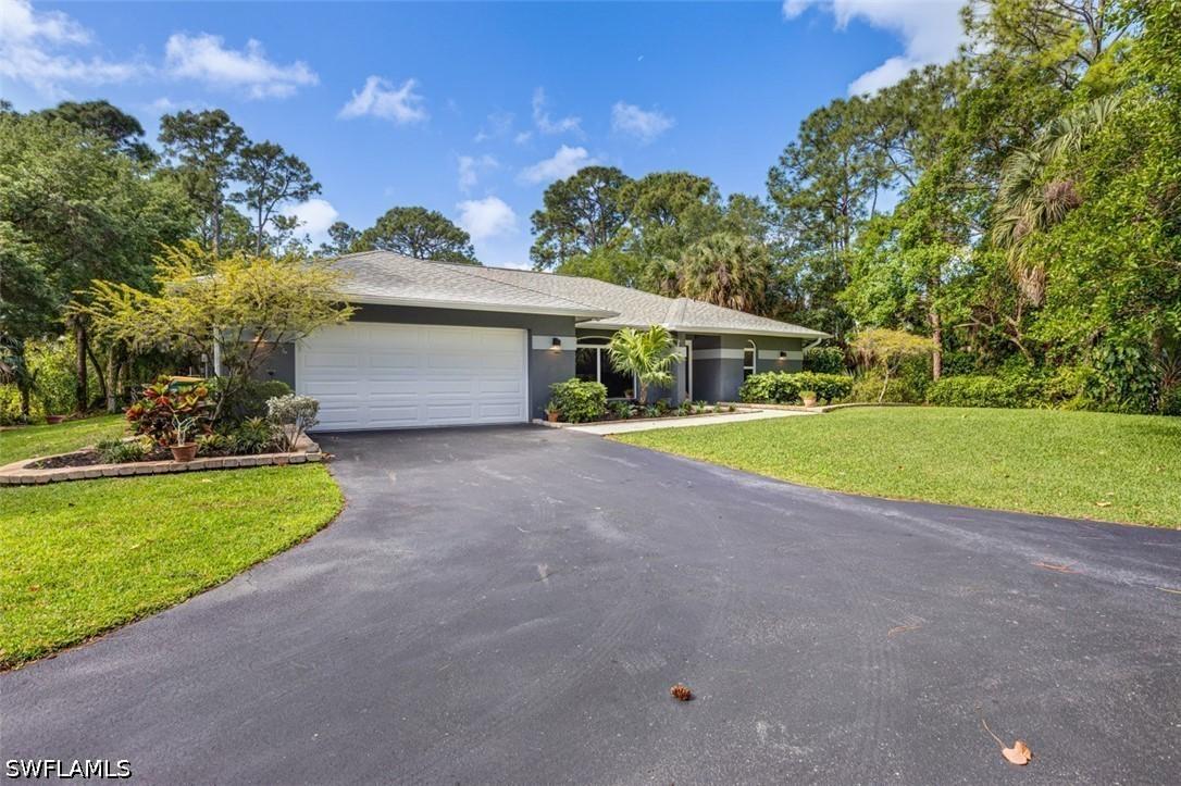 4710 15th Ave., Naples, FL 34116