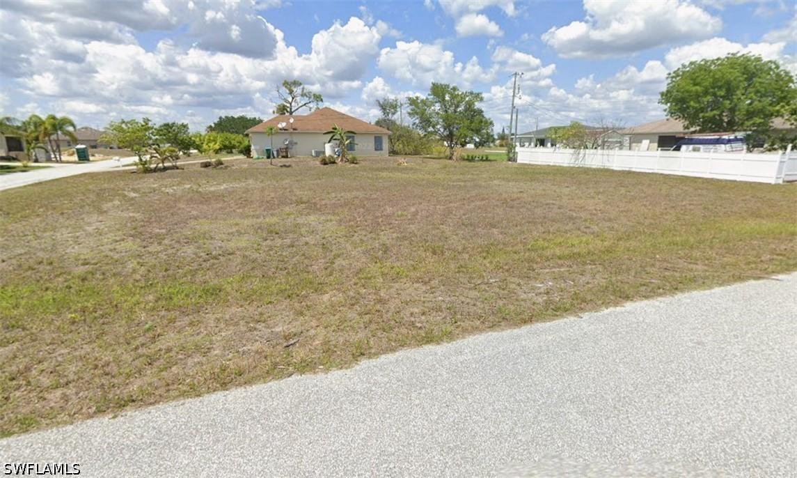 2003 NE 7th Ave., Cape Coral, FL 33909