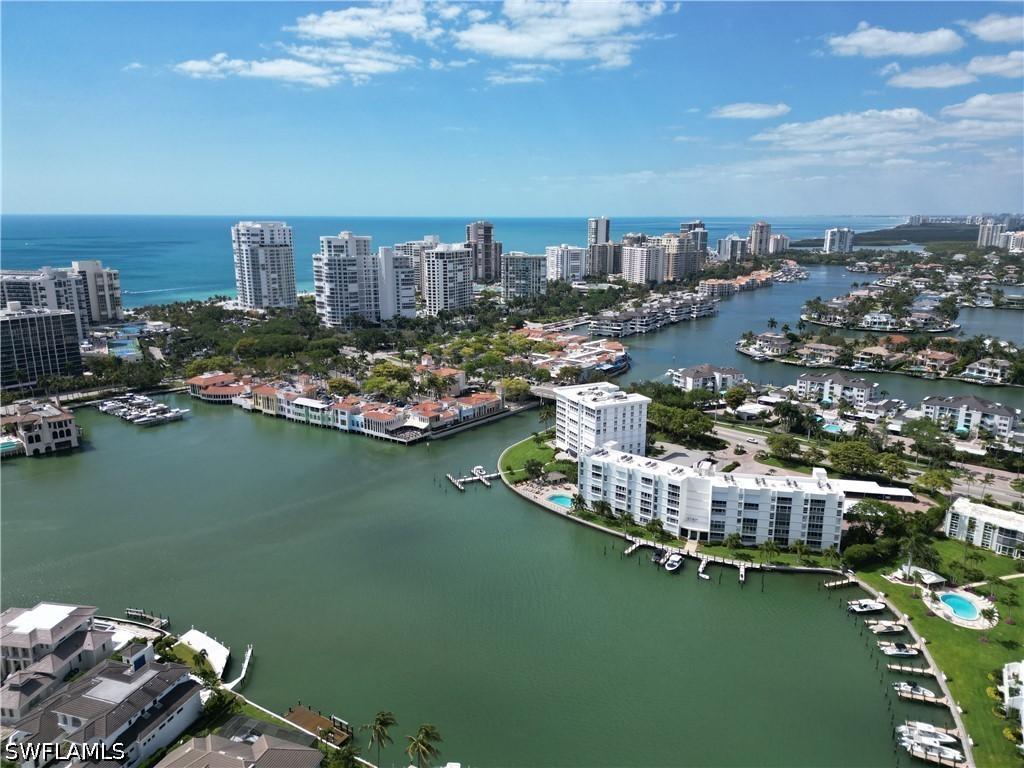300 Park Shore Dr. #1B, Naples, FL 34103