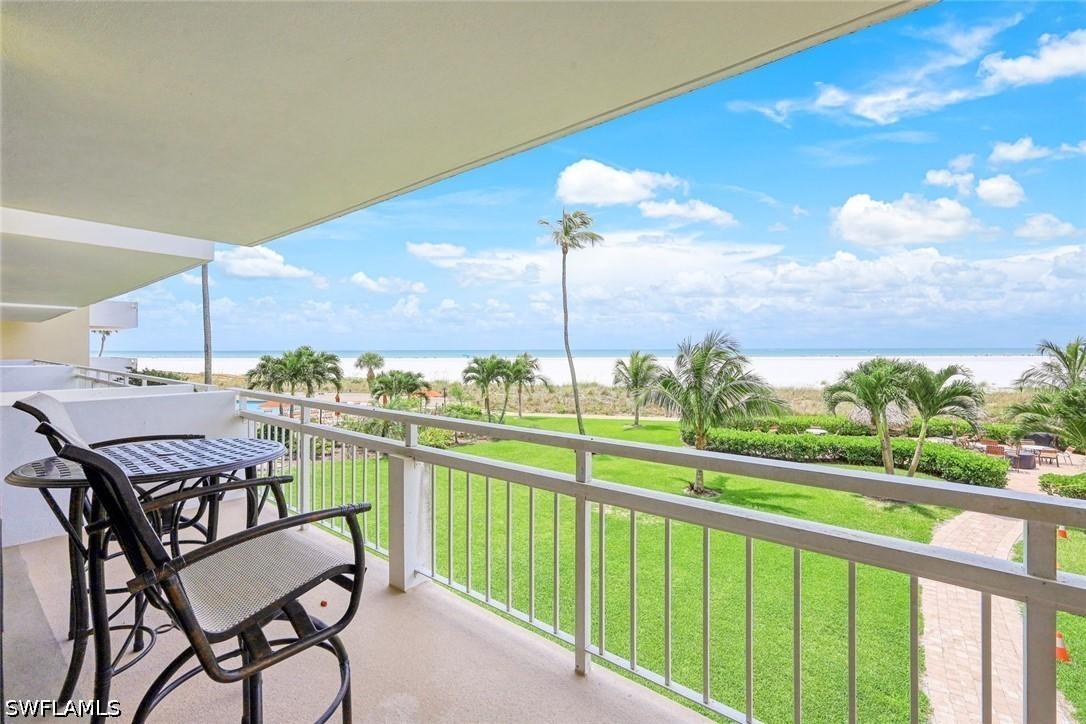 180 Seaview Ct. #215, Marco Island, FL 34145