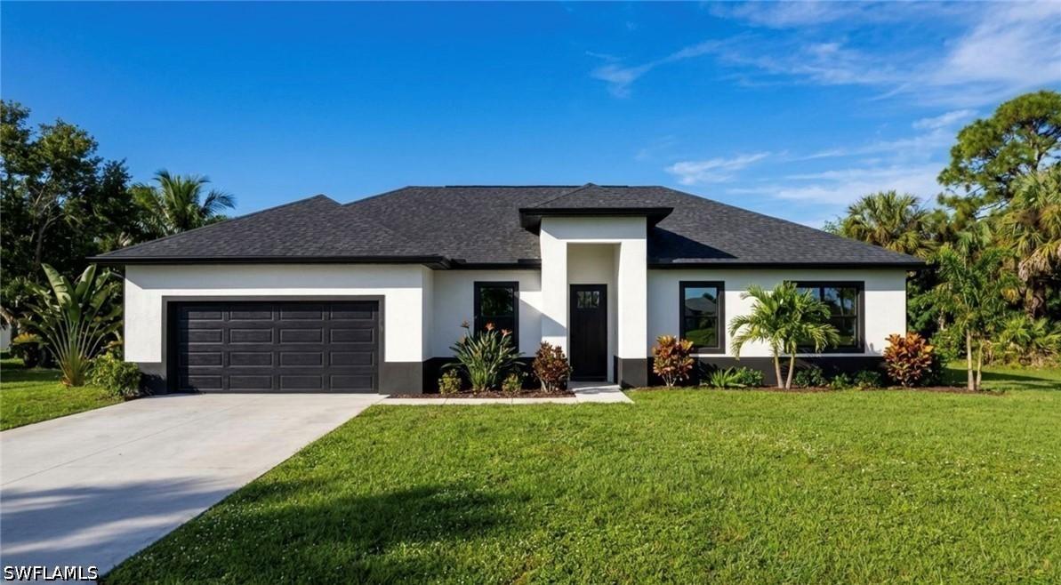 518 Keller St., Lehigh Acres, FL 33974