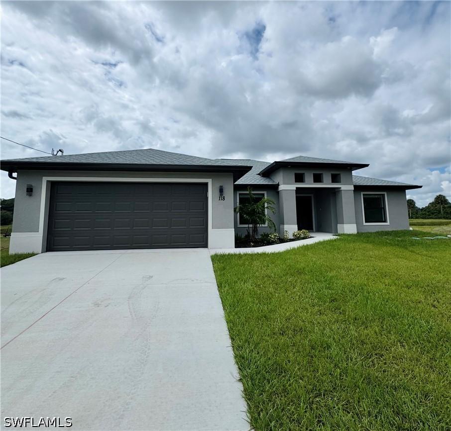 118 Parish Dr., Lehigh Acres, FL 33974