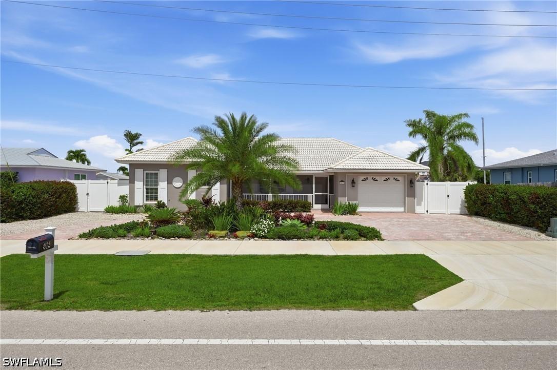 813 N Barfield Dr., Marco Island, FL 34145