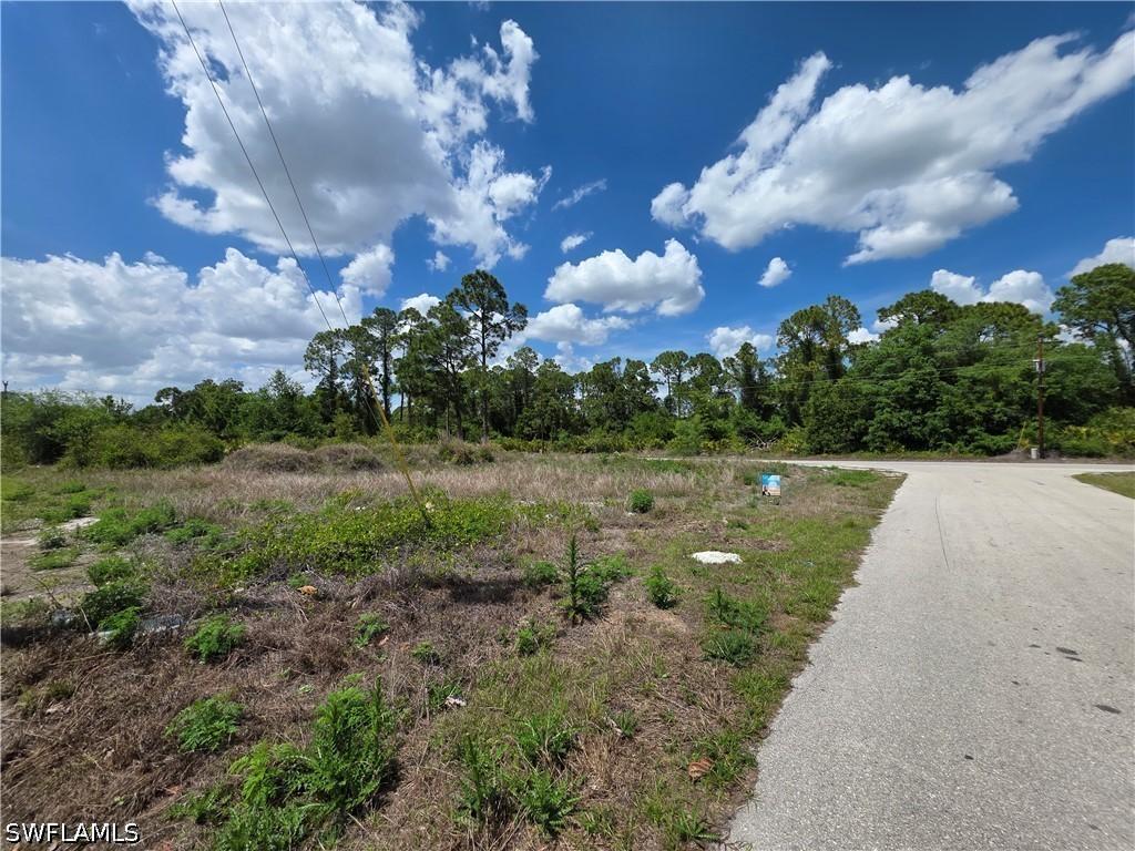304 Lenz Ave., Lehigh Acres, FL 33974