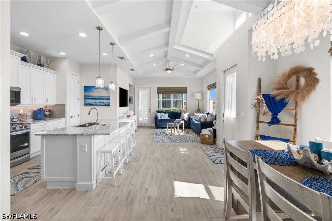 7116 Saona Ct., Naples, FL 34113