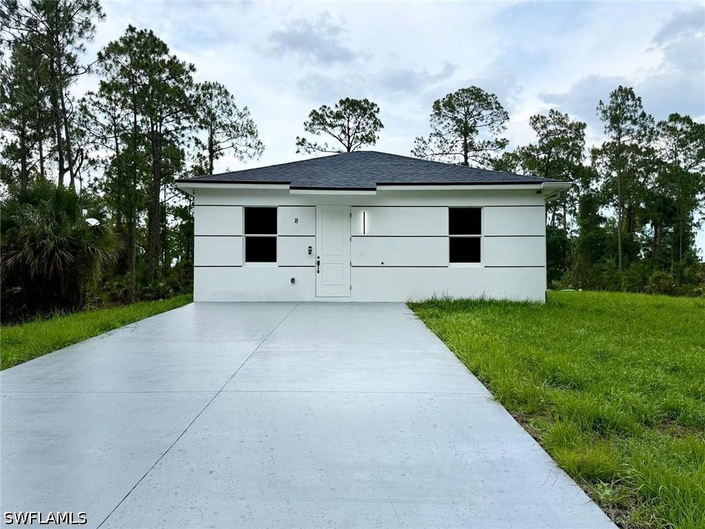 8 Fitch Ave., Lehigh Acres, FL 33936