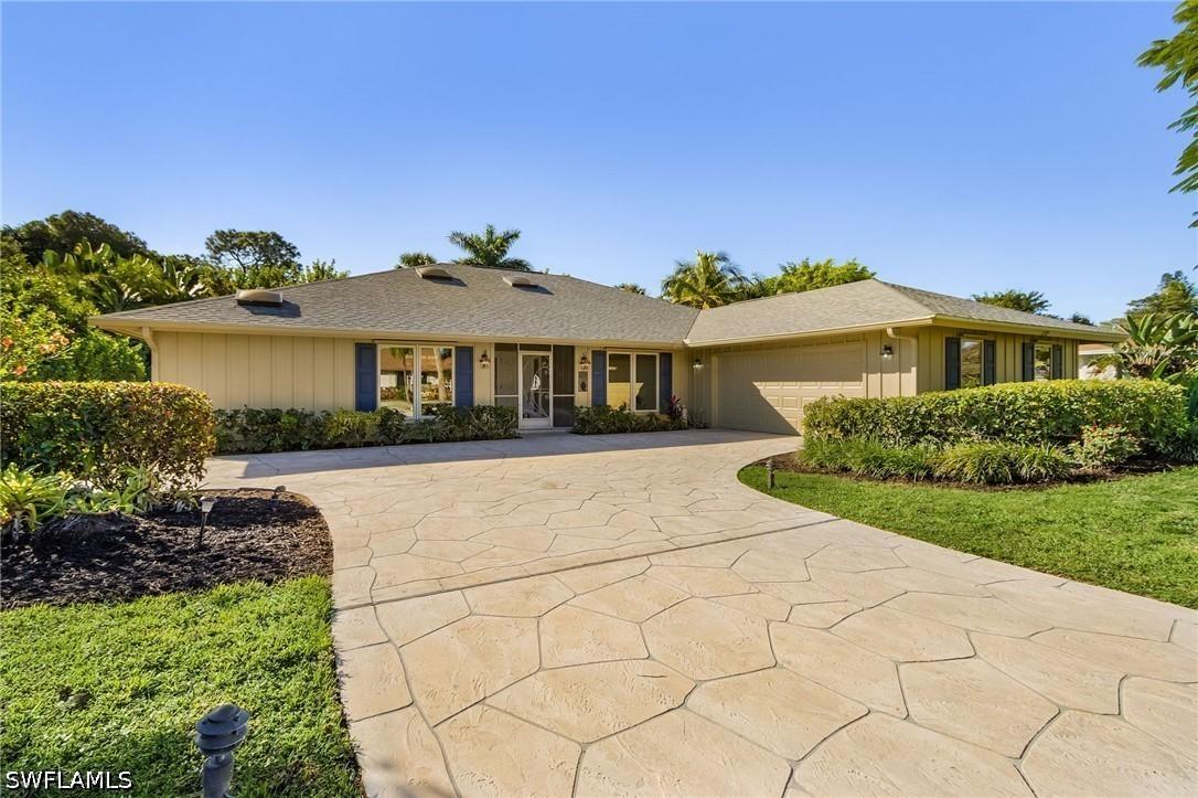 2377 Kings Lake Blvd., Naples, FL 34112