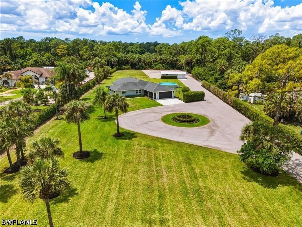 631 5th St., Naples, FL 34117