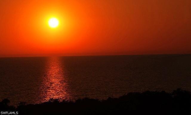 17 Bluebill Ave. #803, Naples, FL 34108