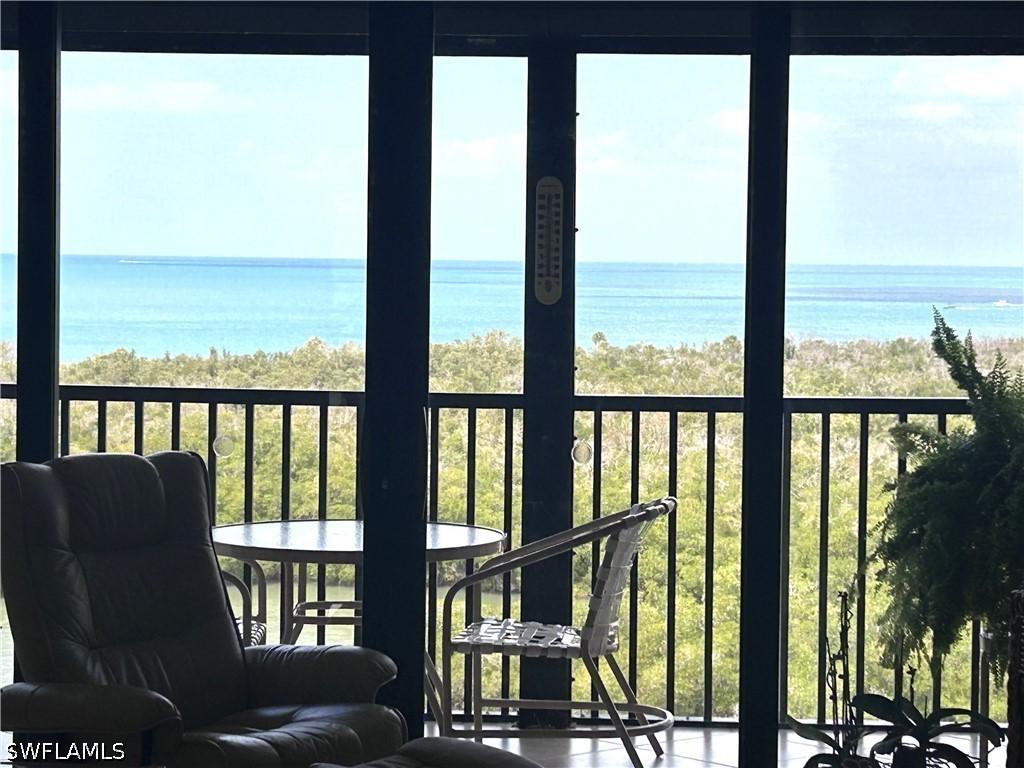 17 Bluebill Ave. #803, Naples, FL 34108