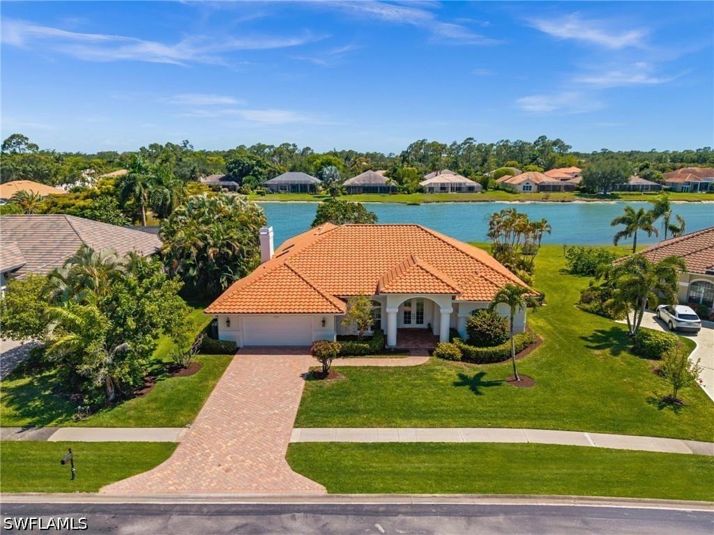 2092 Imperial Cir., Naples, FL 34110