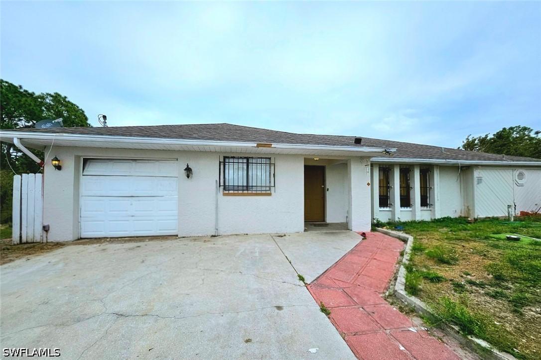1704 Edison Ave., Lehigh Acres, FL 33972
