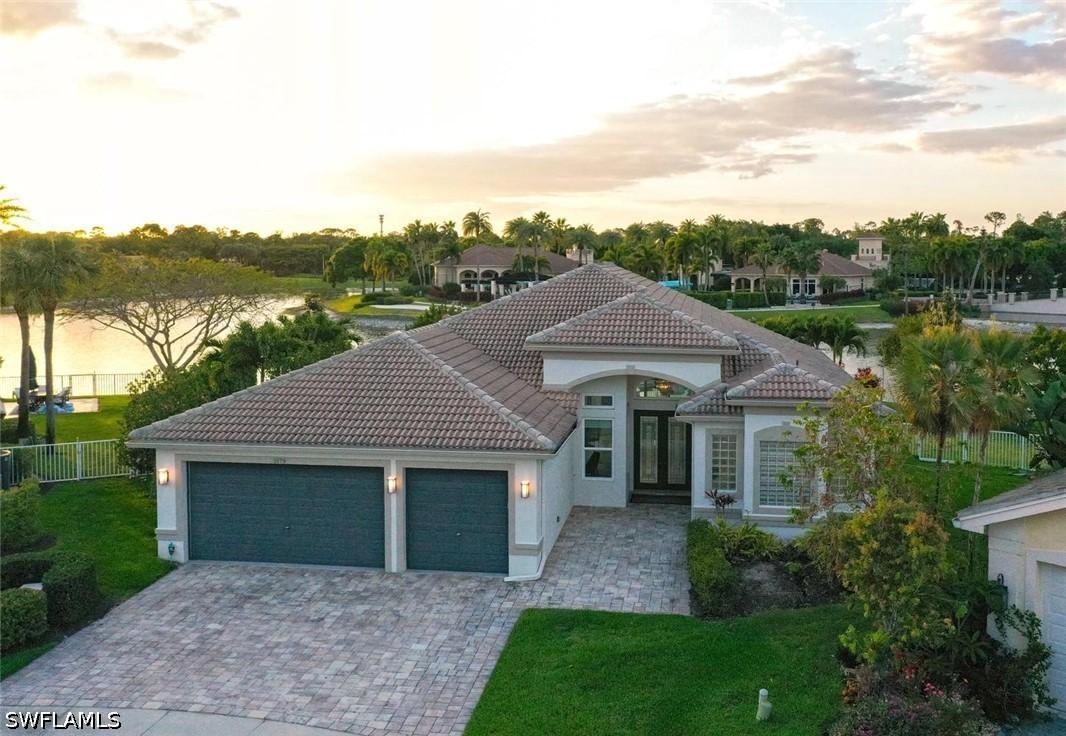 2179 Canary Island Cove, Naples, FL 34119