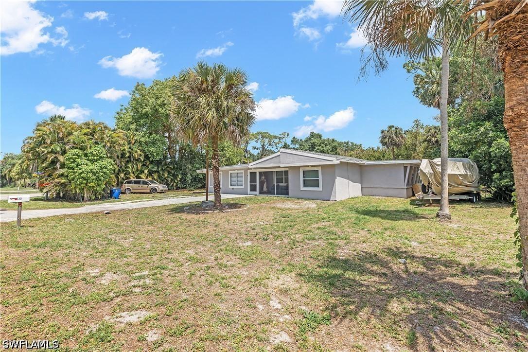 2030 Flamingo Dr., North Fort Myers, FL 33917