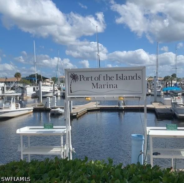 525 Newport Dr., Naples, FL 34114