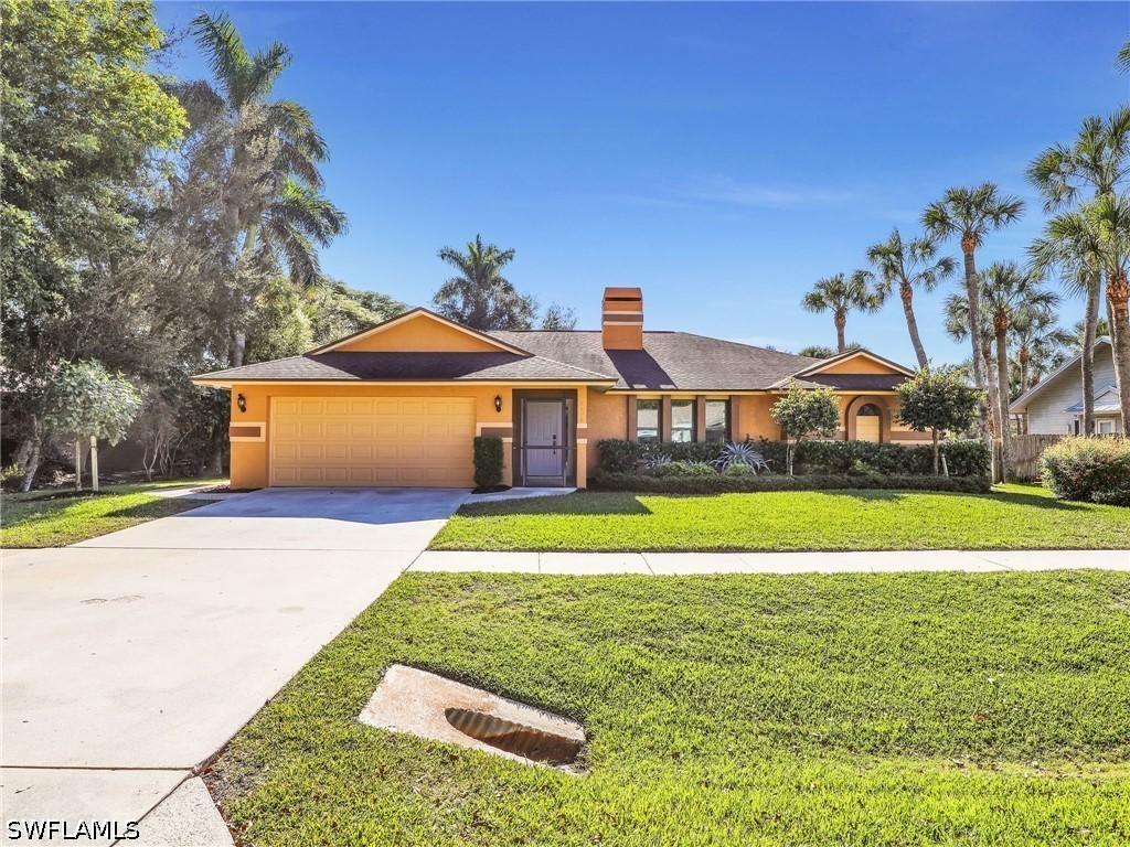 2474 Outrigger Ln., Naples, FL 34104