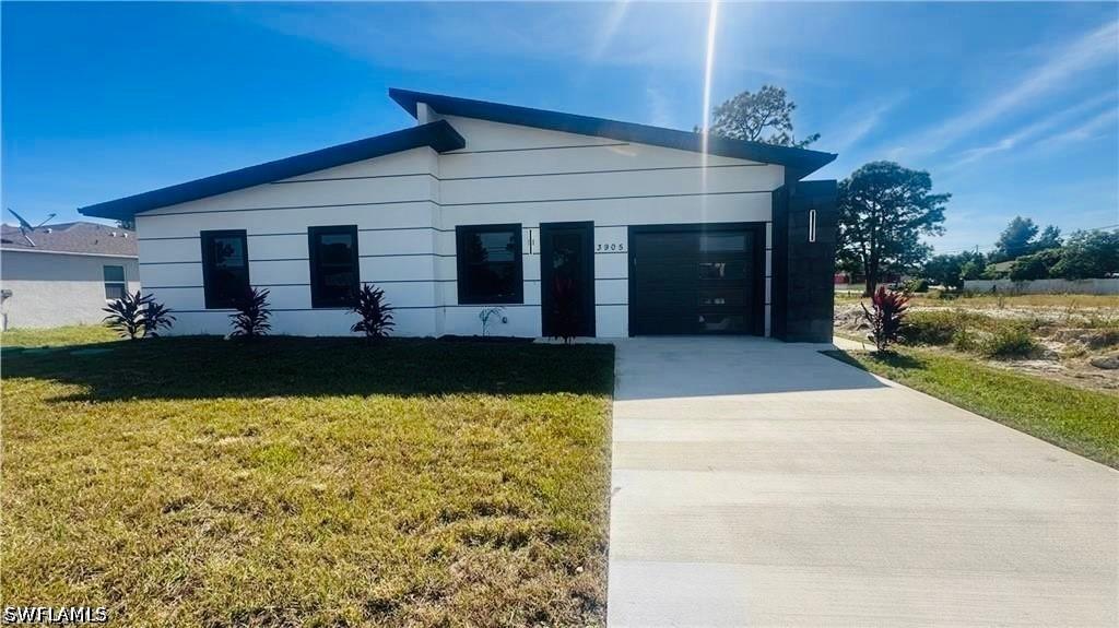 3905 23rd St., Fort Myers, FL 33976