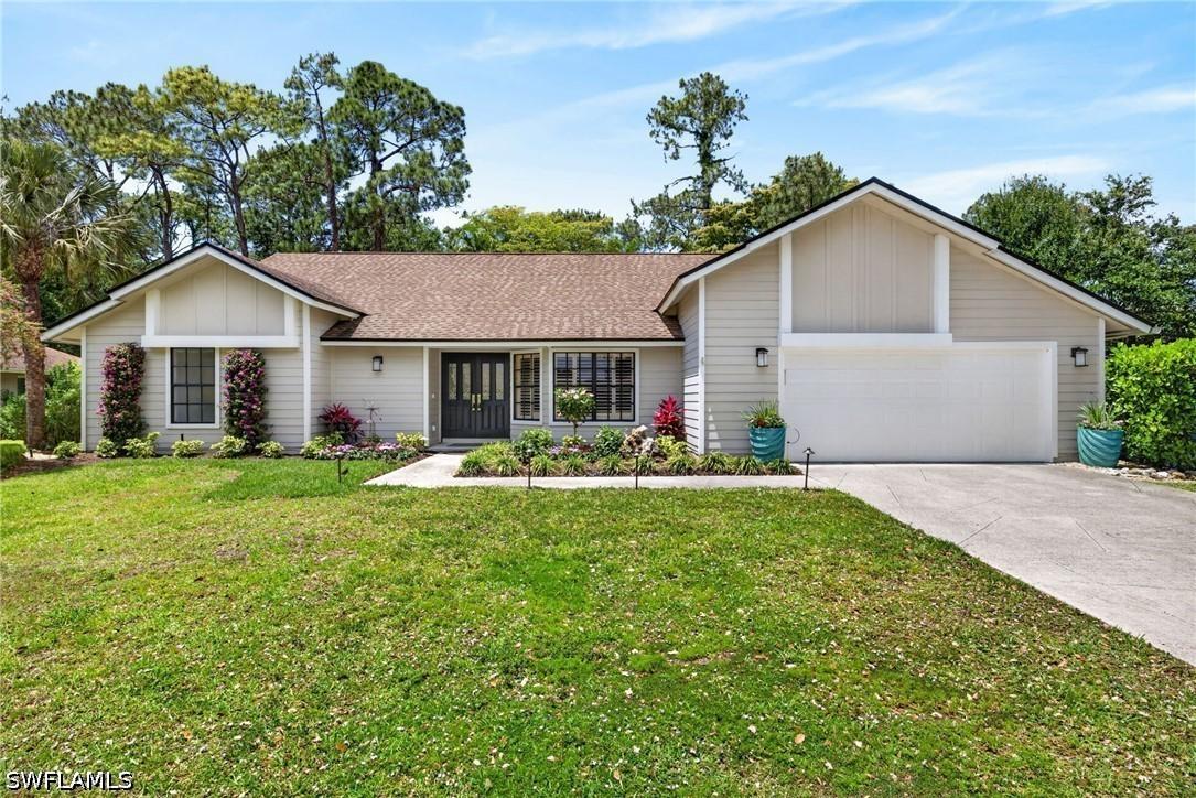 2259 Queens Way, Naples, FL 34112