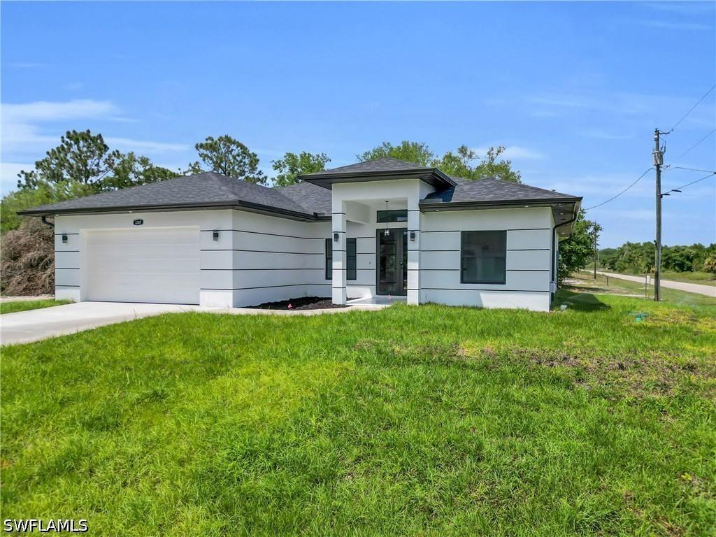 3307 E 17th St., Lehigh Acres, FL 33972