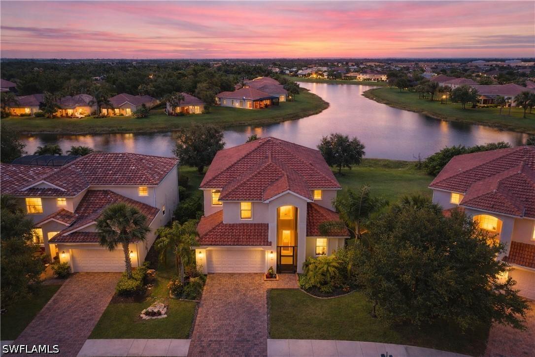 2446 Heydon Cir., Naples, FL 34120