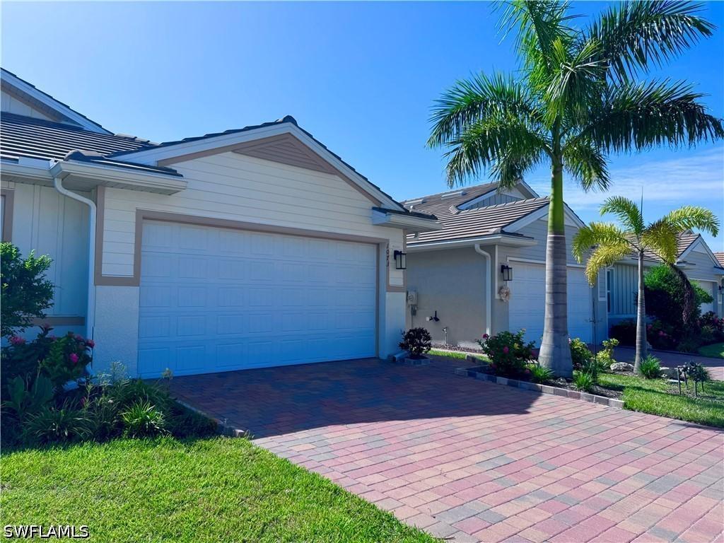 1073 Tranquil Brook Dr., Naples, FL 34114