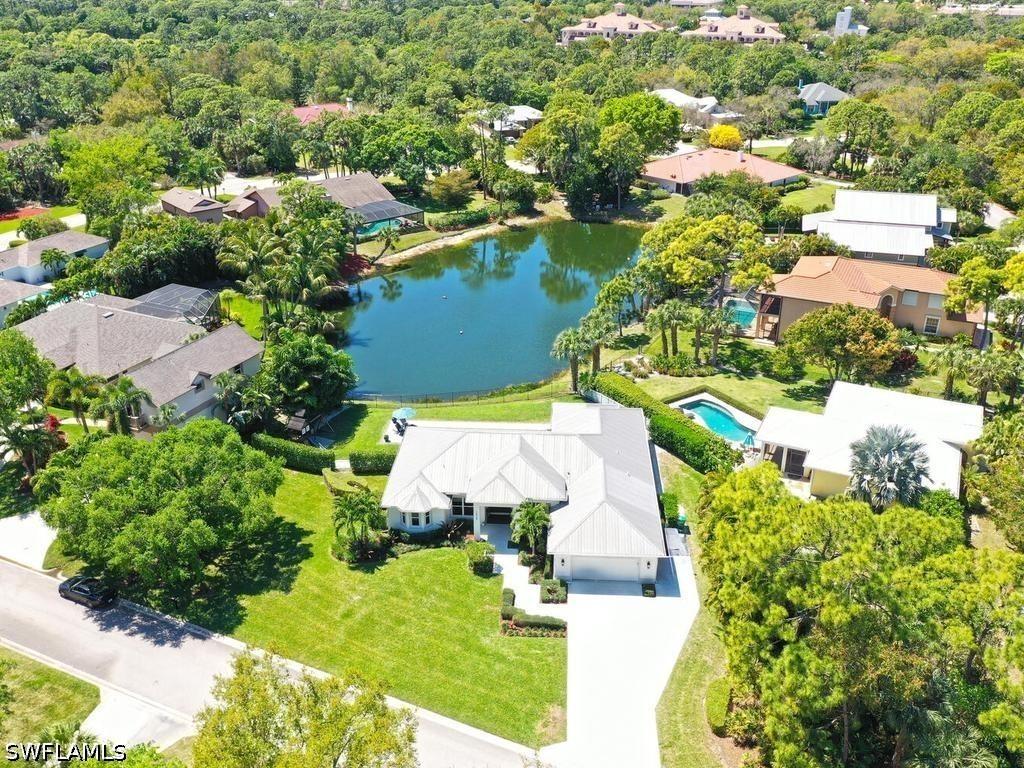 10925 Parnu St., Naples, FL 34109