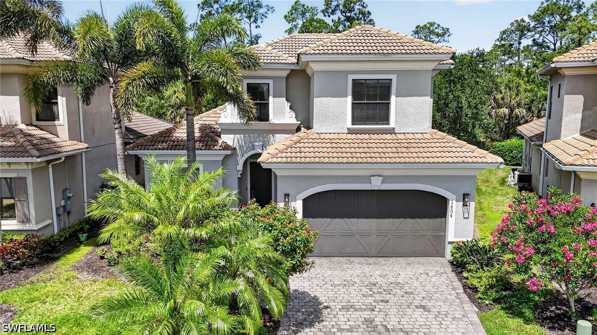1454 Serrano Cir., Naples, FL 34105