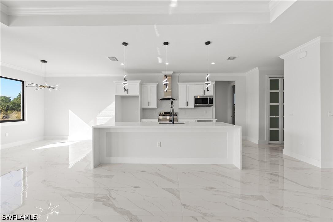 3432 4th Ave., Naples, FL 34117