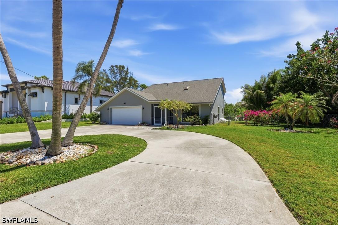 27099 Holly Ln., Bonita Springs, FL 34135