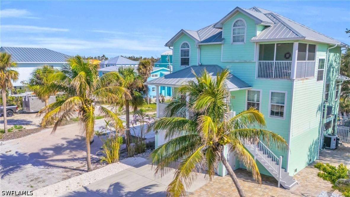 104 Washington Ave., Fort Myers Beach, FL 33931
