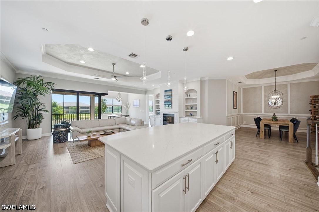 9658 Montelanico Loop #201, Naples, FL 34119