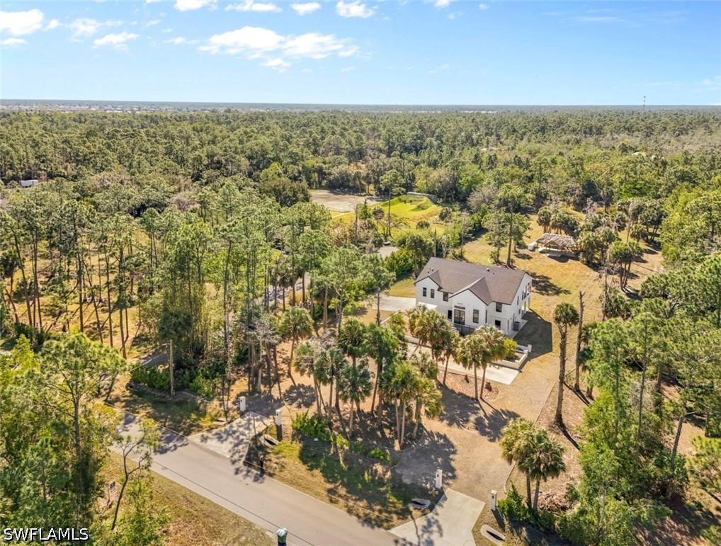 240 33rd Ave., Naples, FL 34120